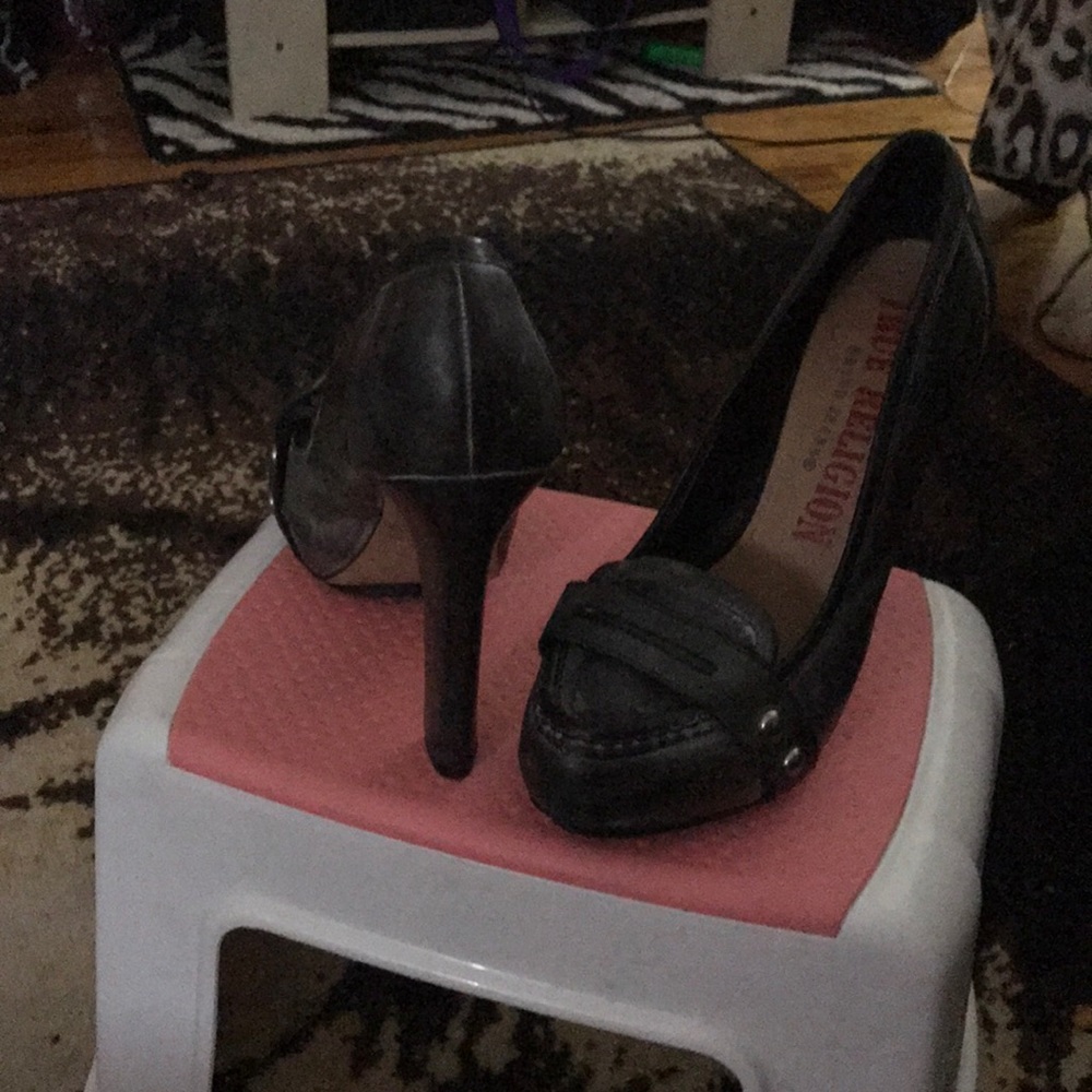 True Legion loafer heel. Ashy grey rustic look